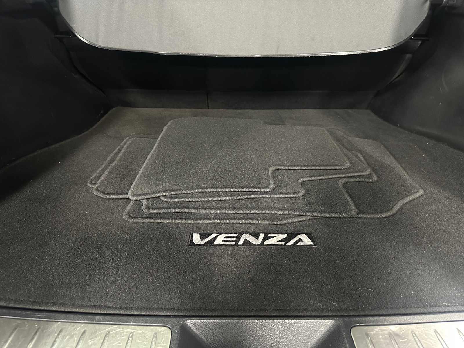 Thumbnail: 2021 Toyota Venza - 6