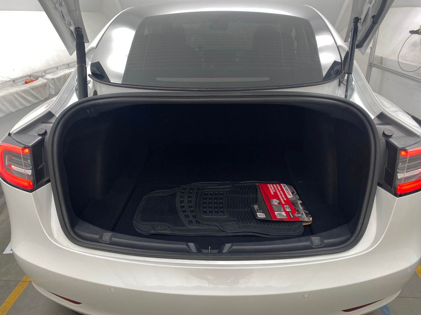 Thumbnail: 2021 Tesla Model 3 - 6