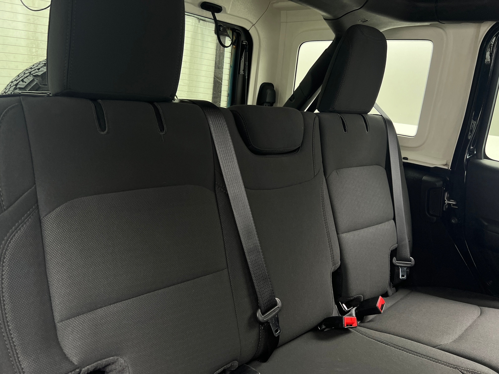 Thumbnail: 2022 Jeep Wrangler - 6