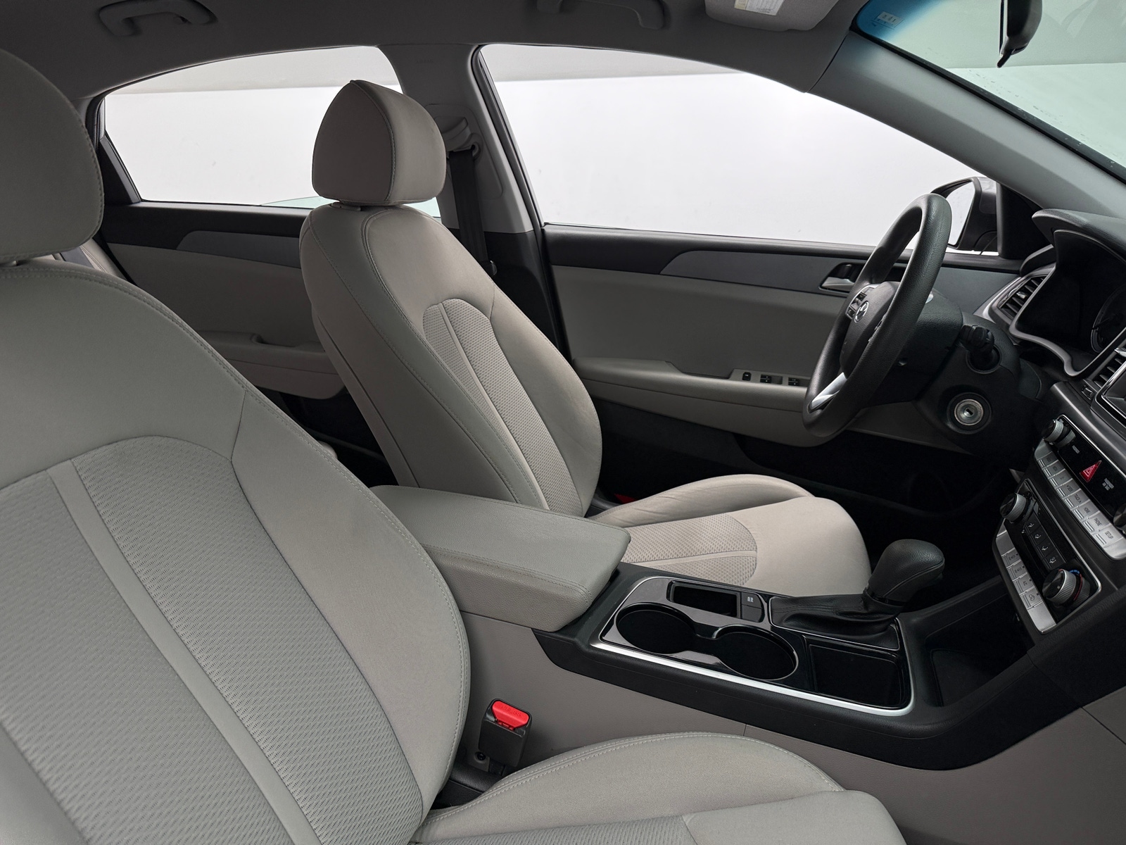 Thumbnail: 2019 Hyundai Sonata - 2