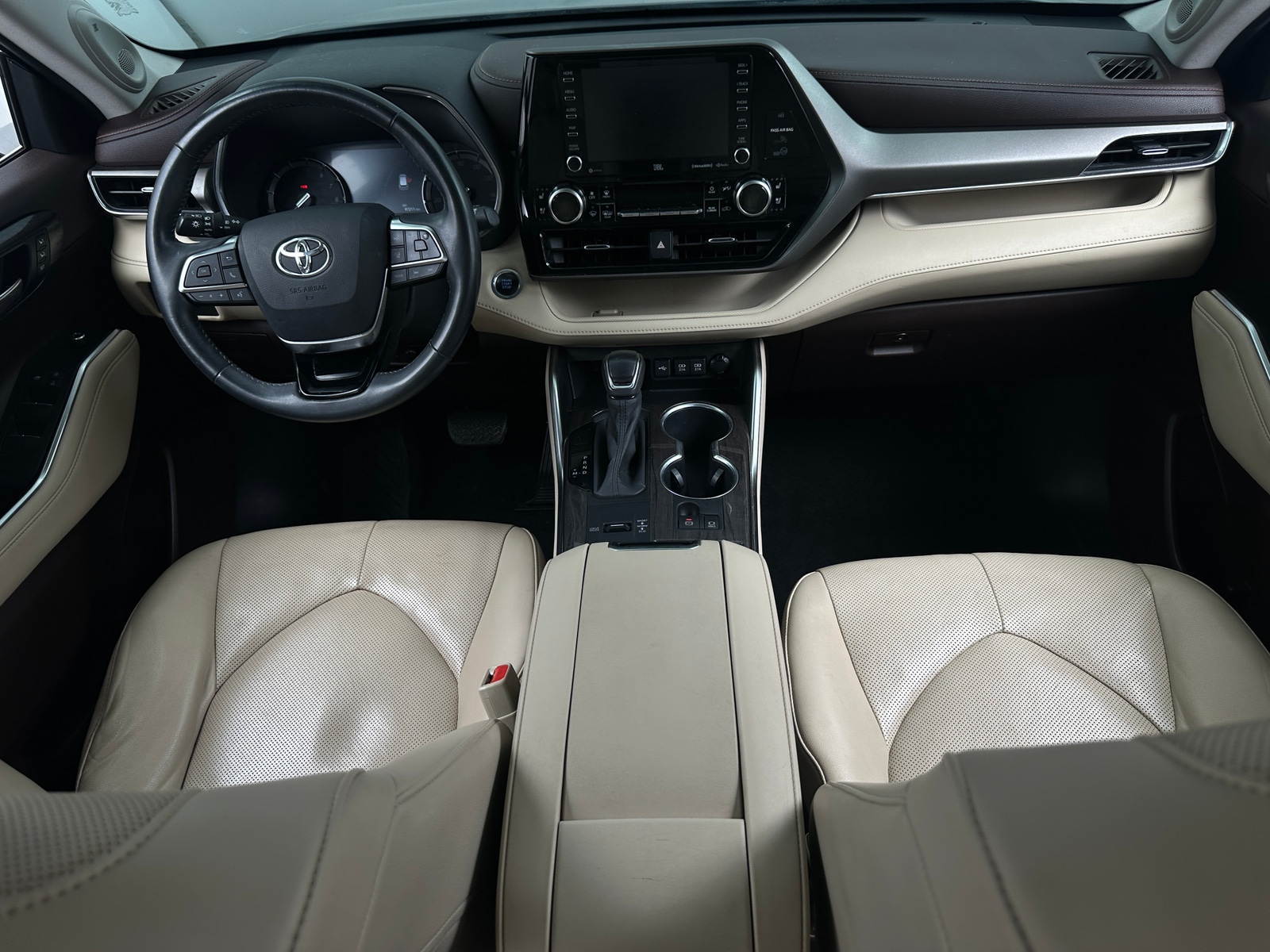 Thumbnail: 2020 Toyota Highlander - 2