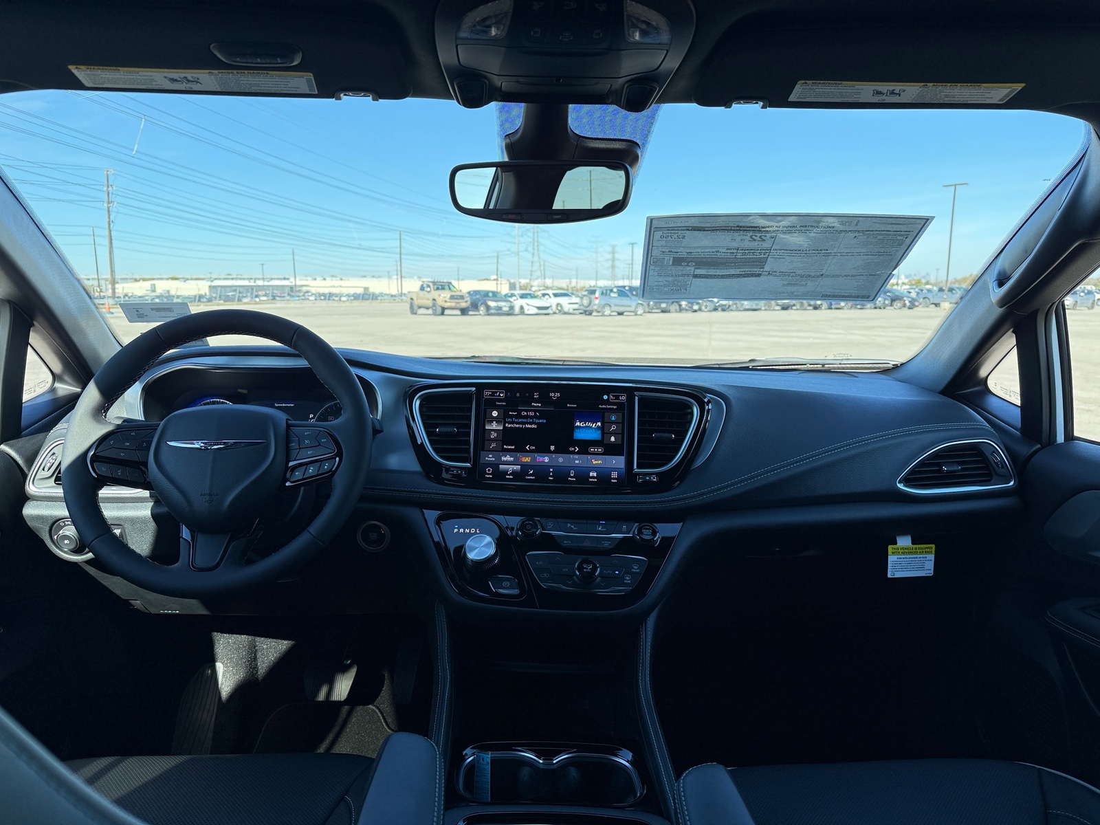 Thumbnail: 2026 Chrysler Pacifica - 2