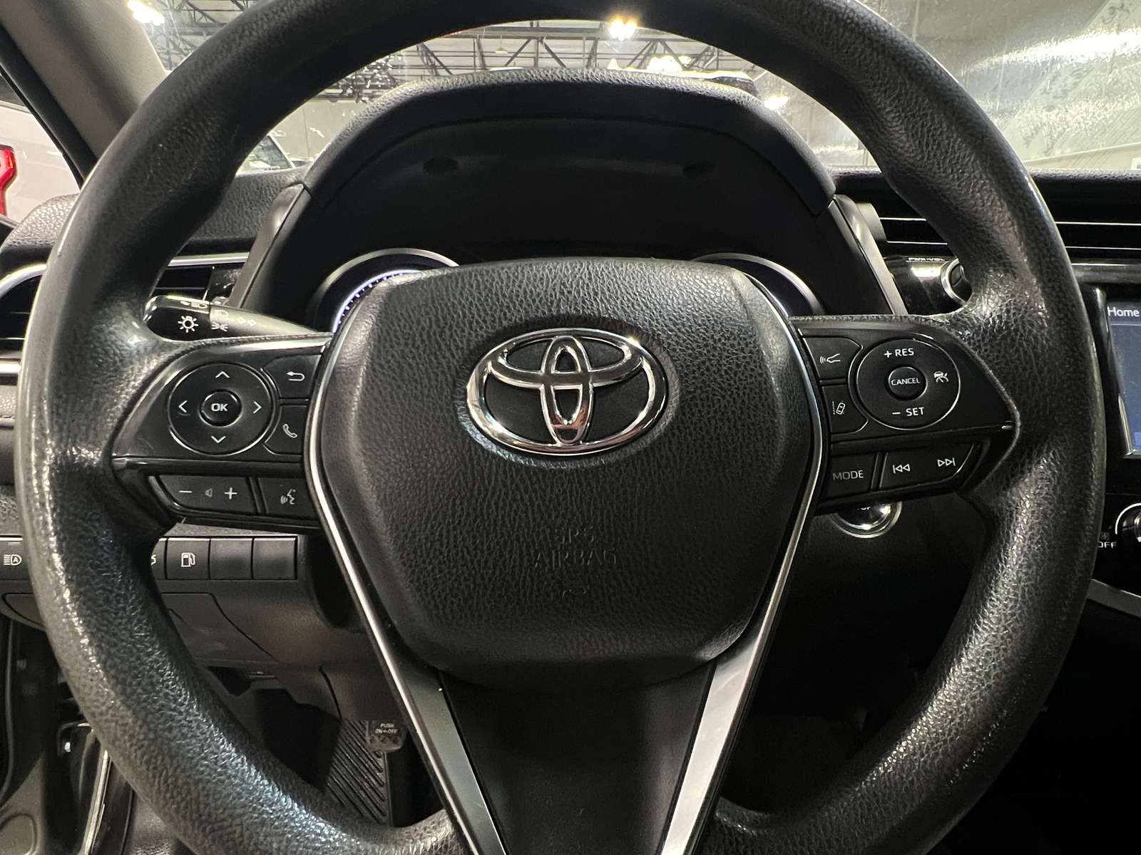 Thumbnail: 2018 Toyota Camry - 5