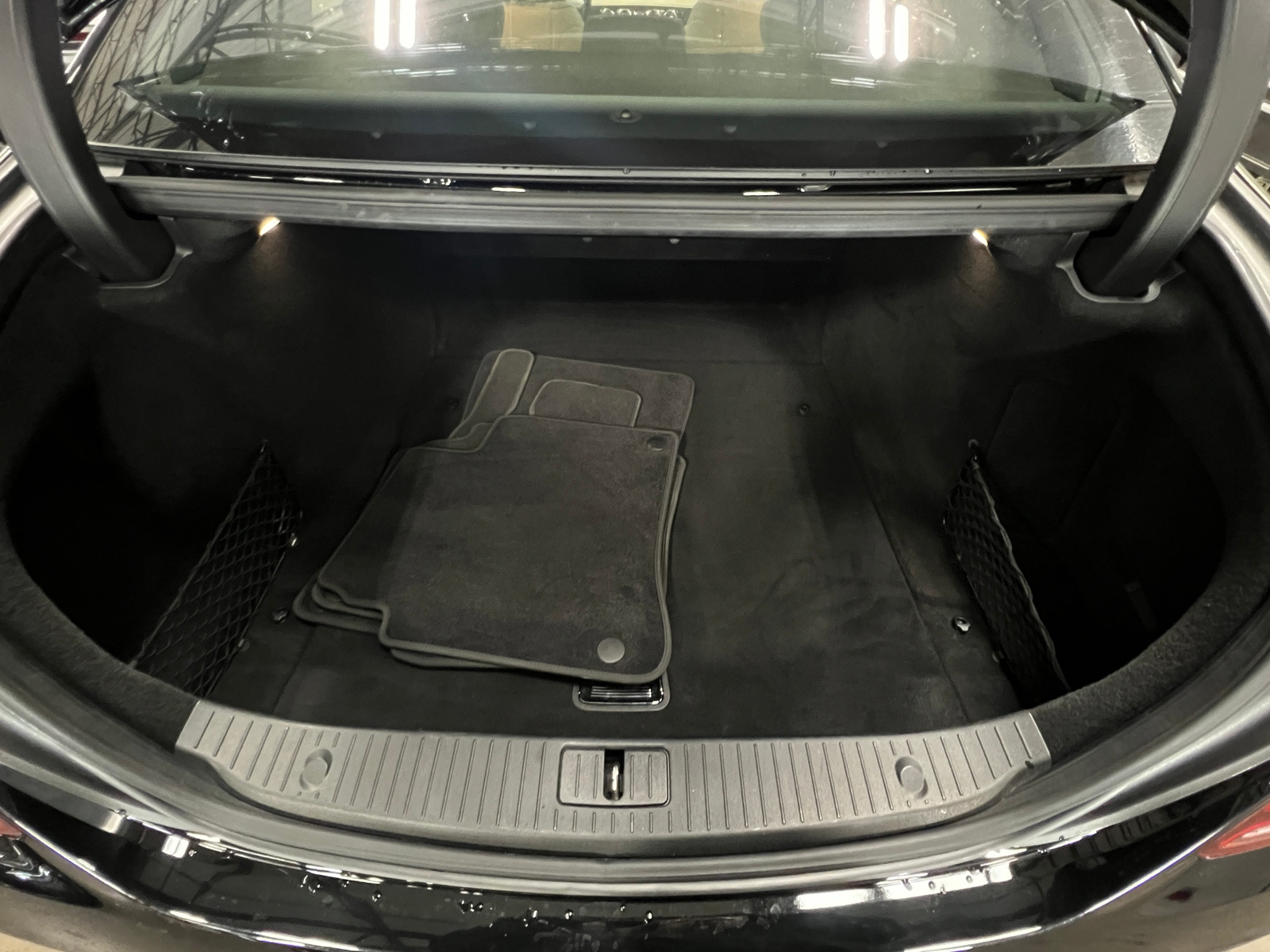 Thumbnail: 2019 Mercedes-Benz S-Class - 6