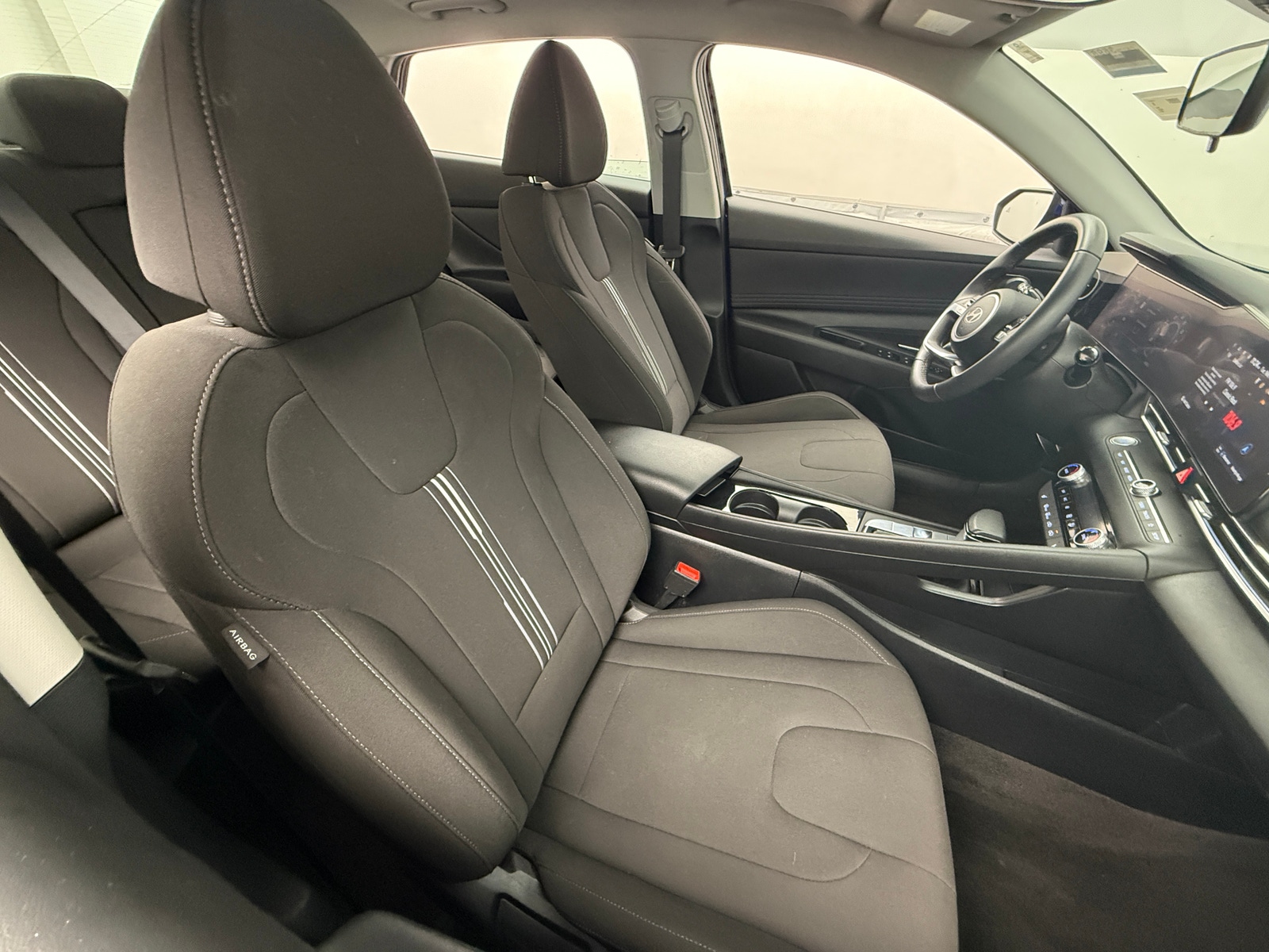 Thumbnail: 2025 Hyundai Elantra - 2