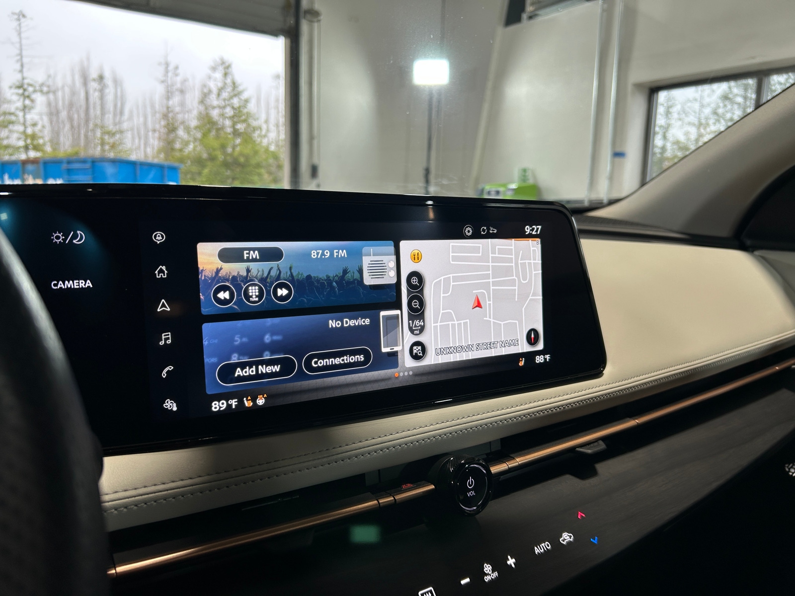 Thumbnail: 2023 Nissan Ariya - 3