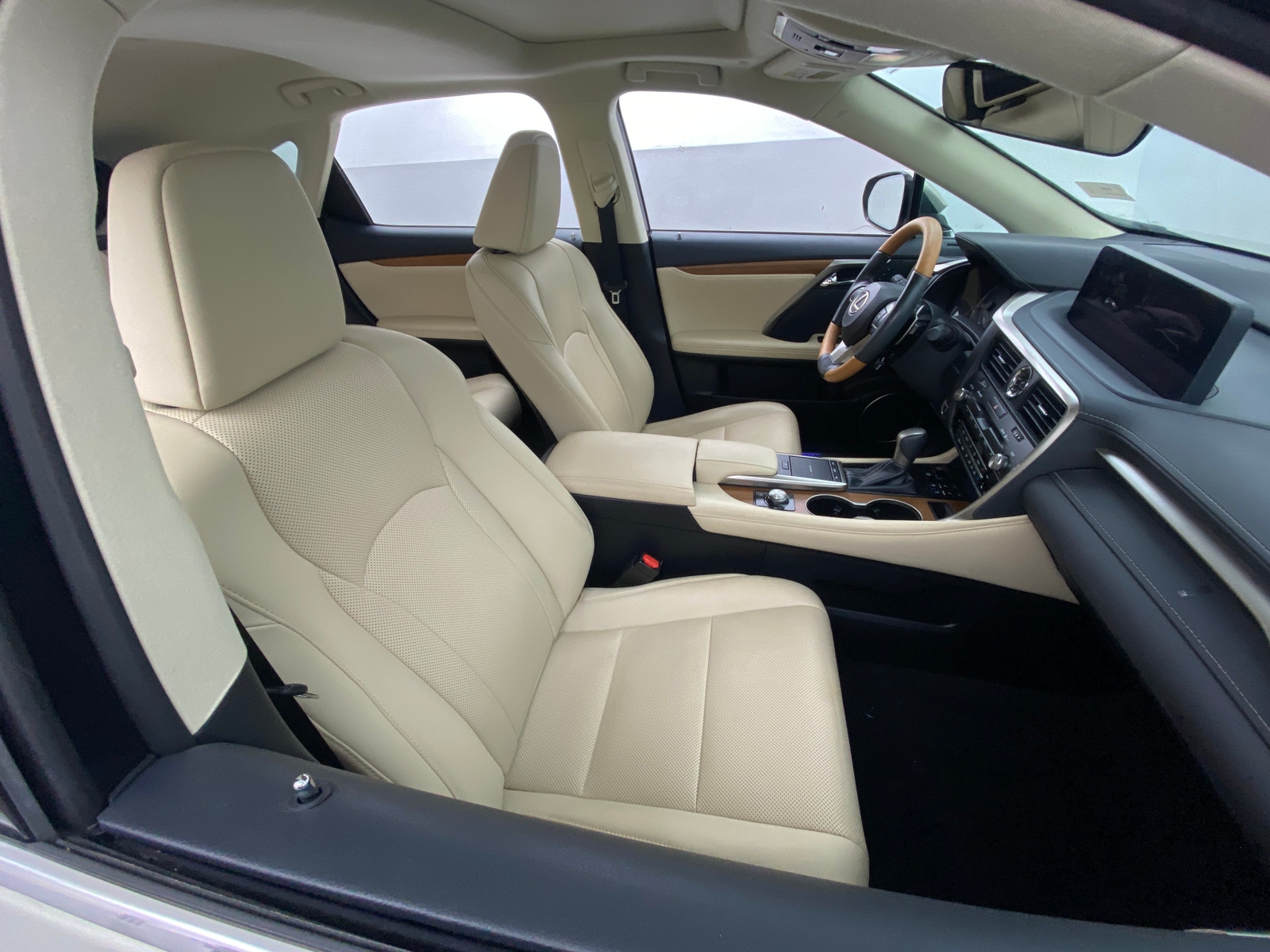 Thumbnail: 2021 Lexus RX - 2