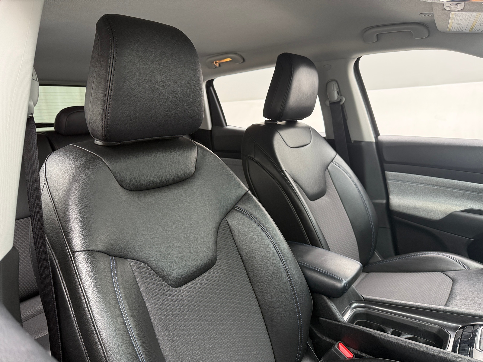 Thumbnail: 2022 Jeep Compass - 2