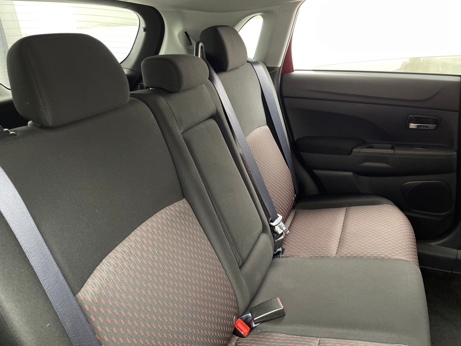 Thumbnail: 2017 Mitsubishi Outlander Sport - 6