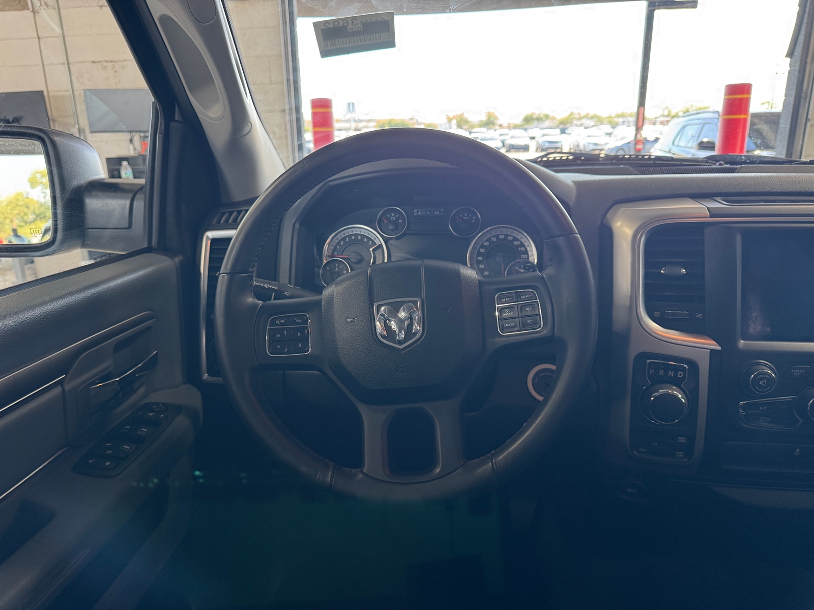 Thumbnail: 2019 RAM 1500 Classic - 5