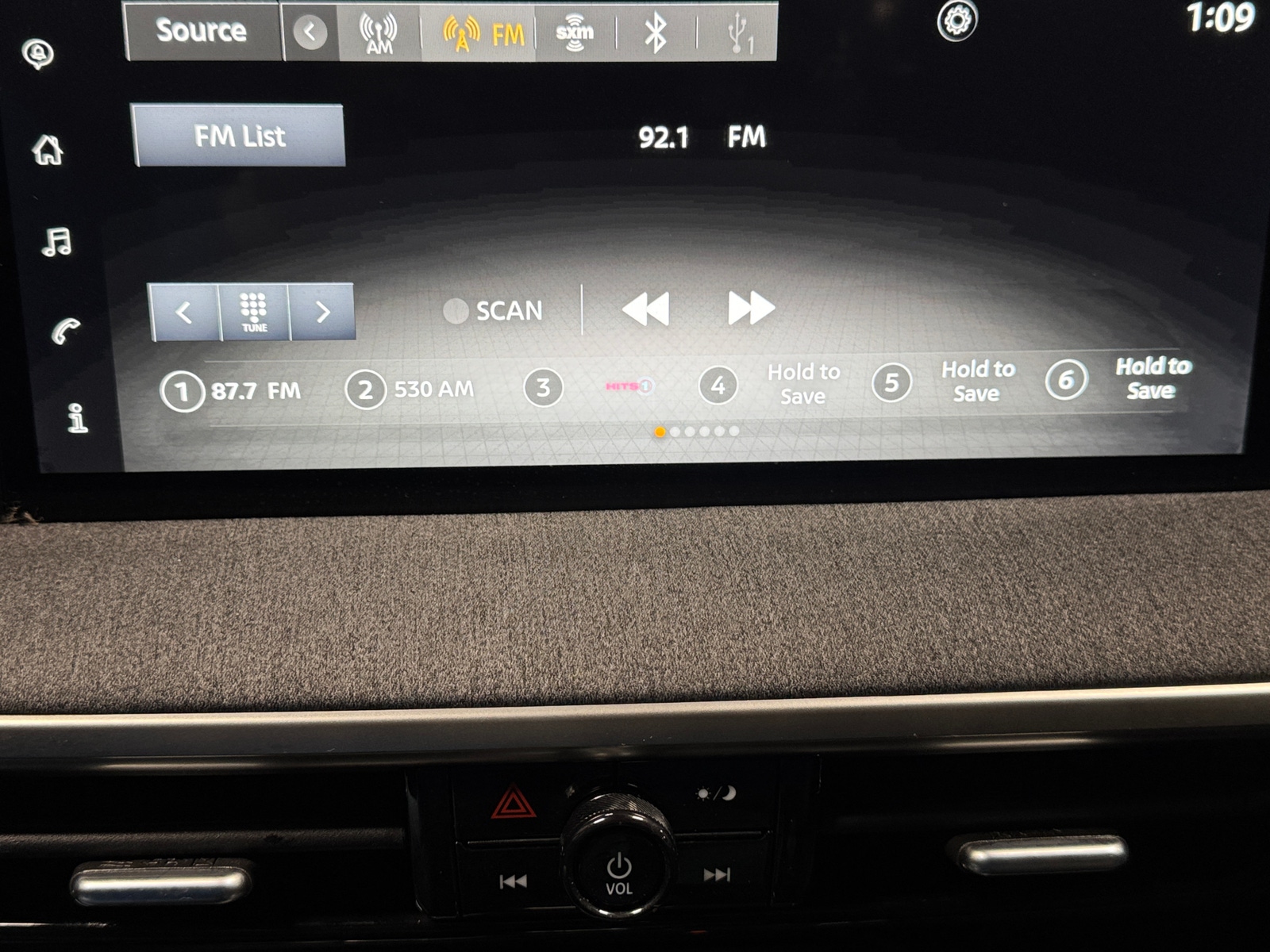 Thumbnail: 2025 Nissan Kicks - 4