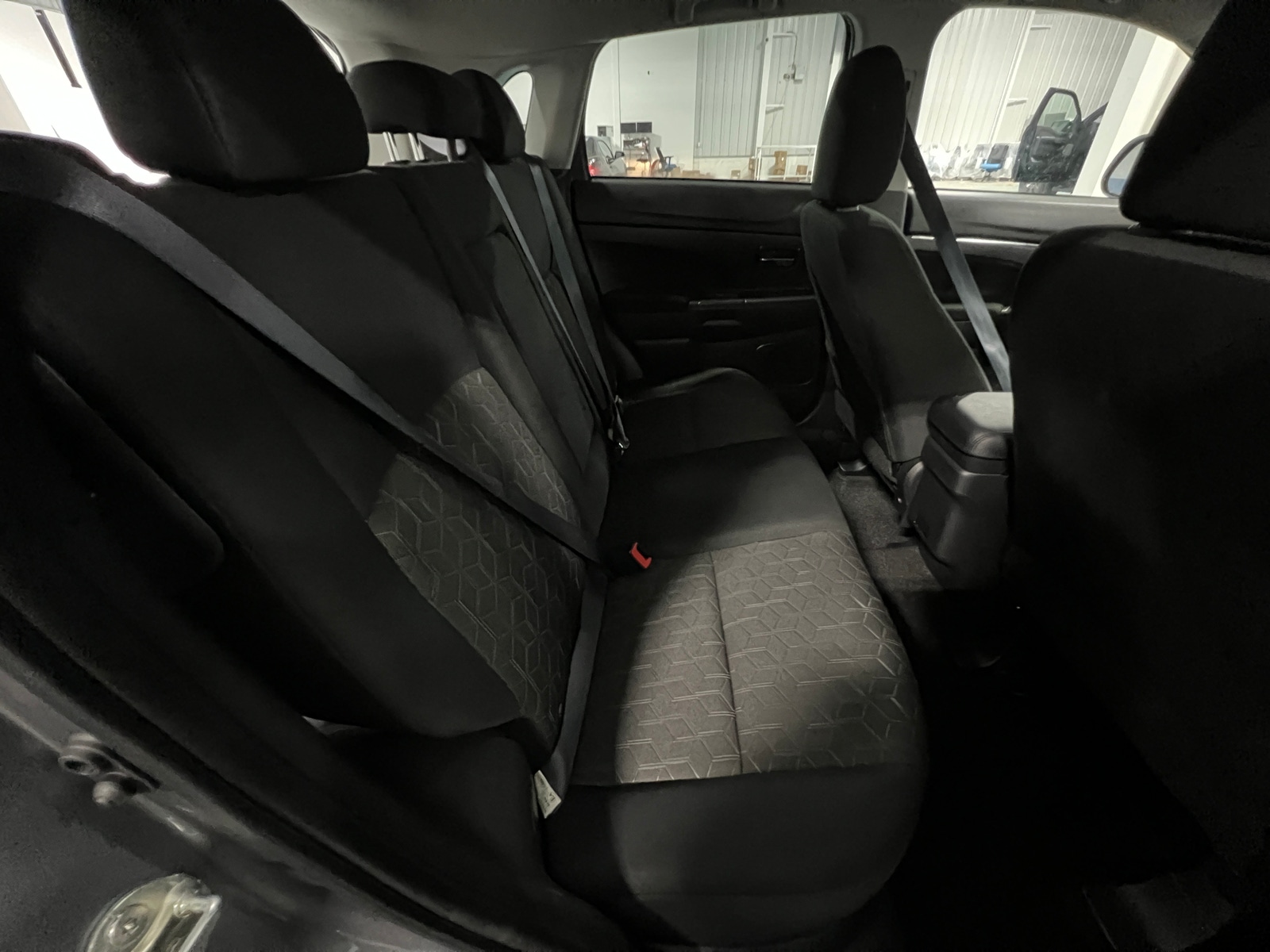 Thumbnail: 2024 Mitsubishi Outlander Sport - 6