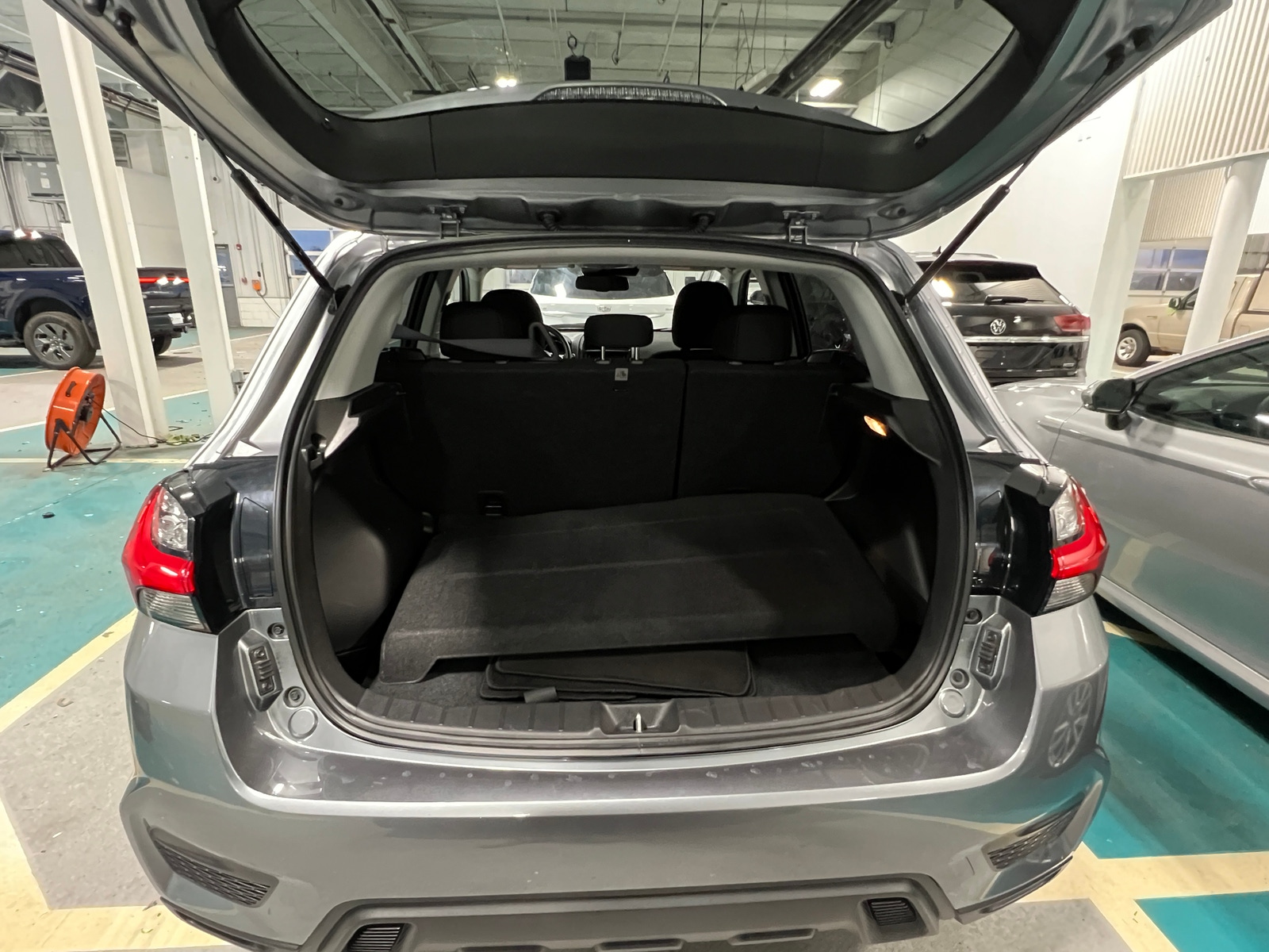 Thumbnail: 2024 Mitsubishi Outlander Sport - 7