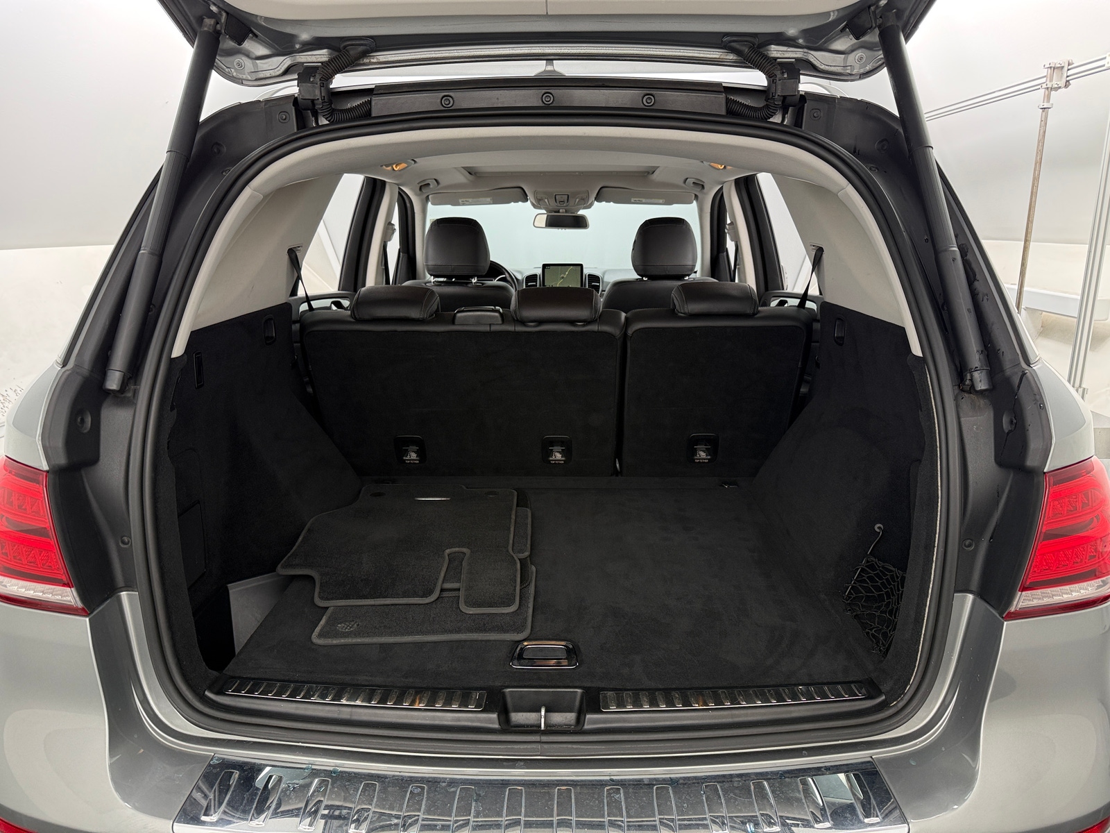 Thumbnail: 2016 Mercedes-Benz GLE - 6