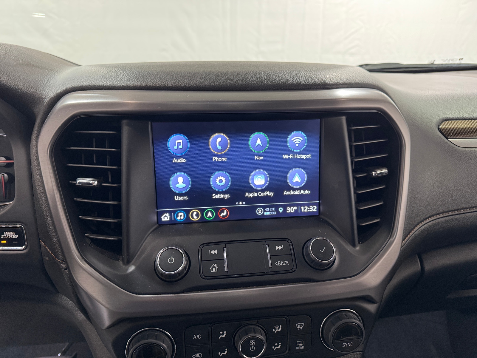 Thumbnail: 2023 GMC Acadia - 3