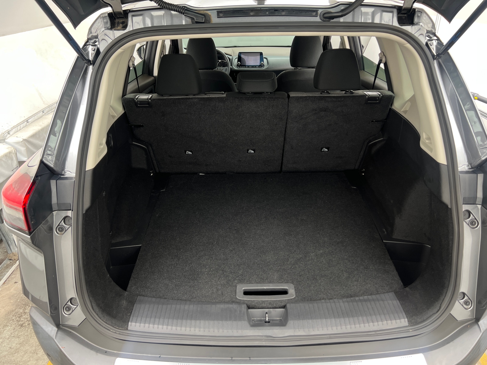 Thumbnail: 2022 Nissan Rogue - 7