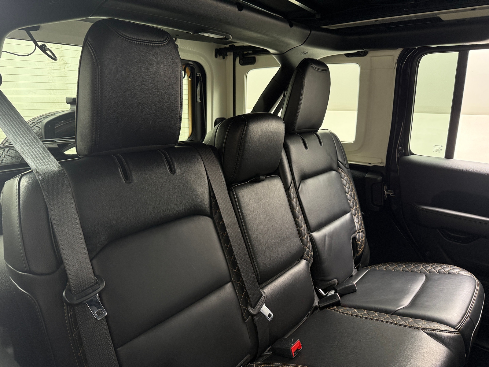 Thumbnail: 2023 Jeep Wrangler - 5