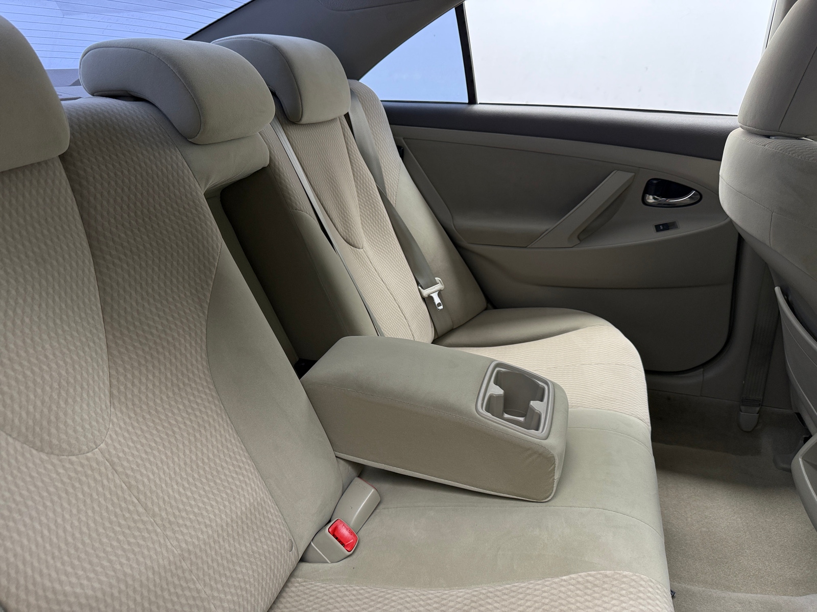 Thumbnail: 2011 Toyota Camry - 6