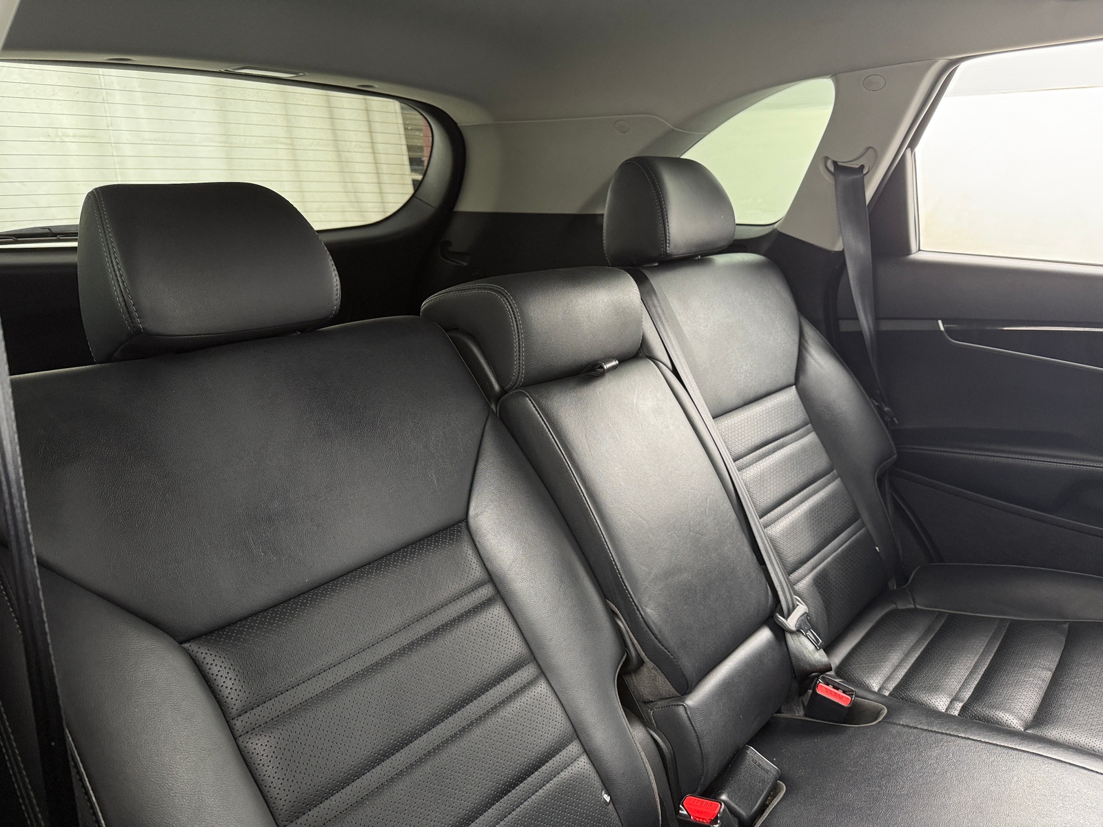 Thumbnail: 2017 Kia Sorento - 6