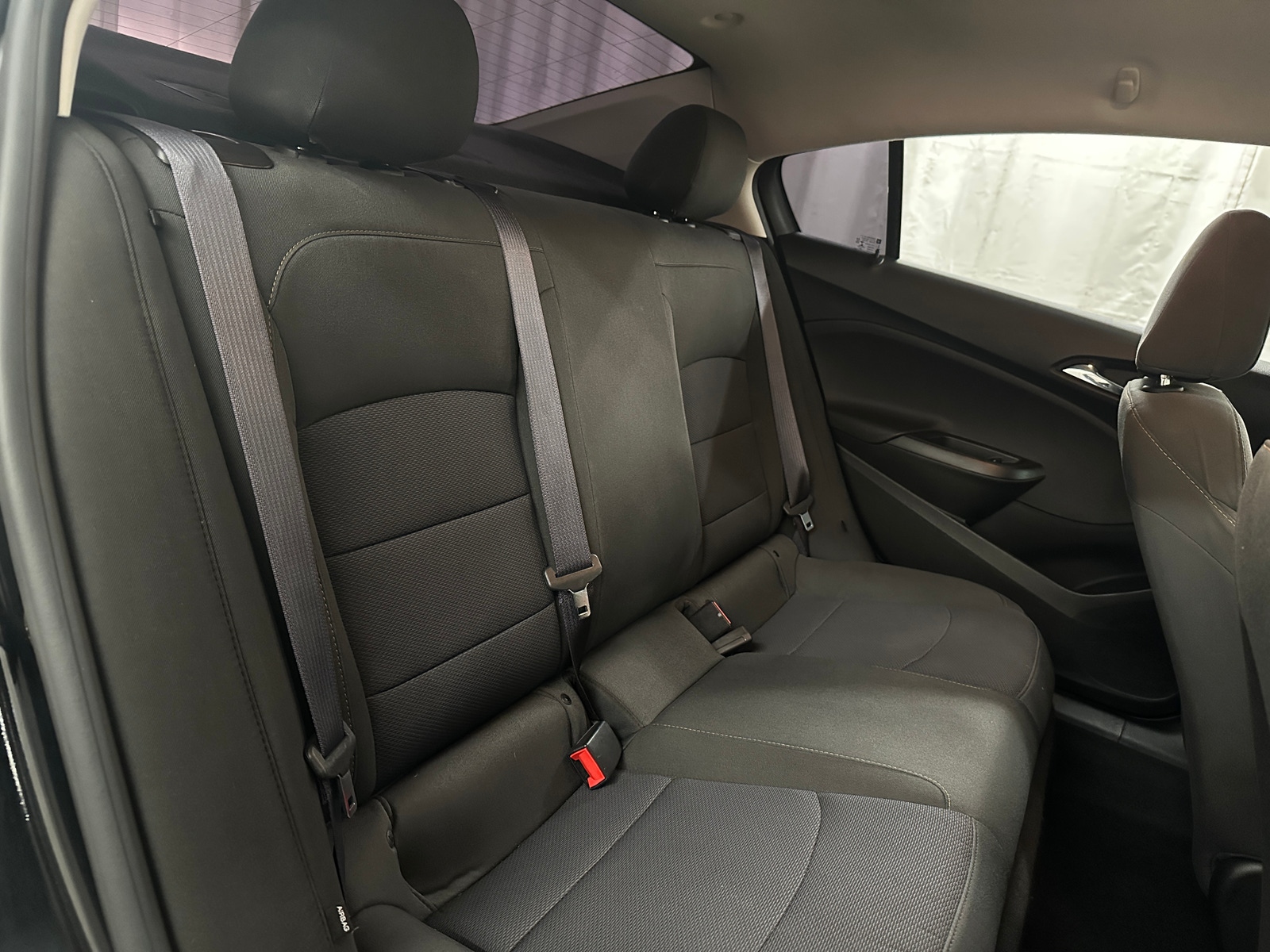 Thumbnail: 2017 Chevrolet Cruze - 6