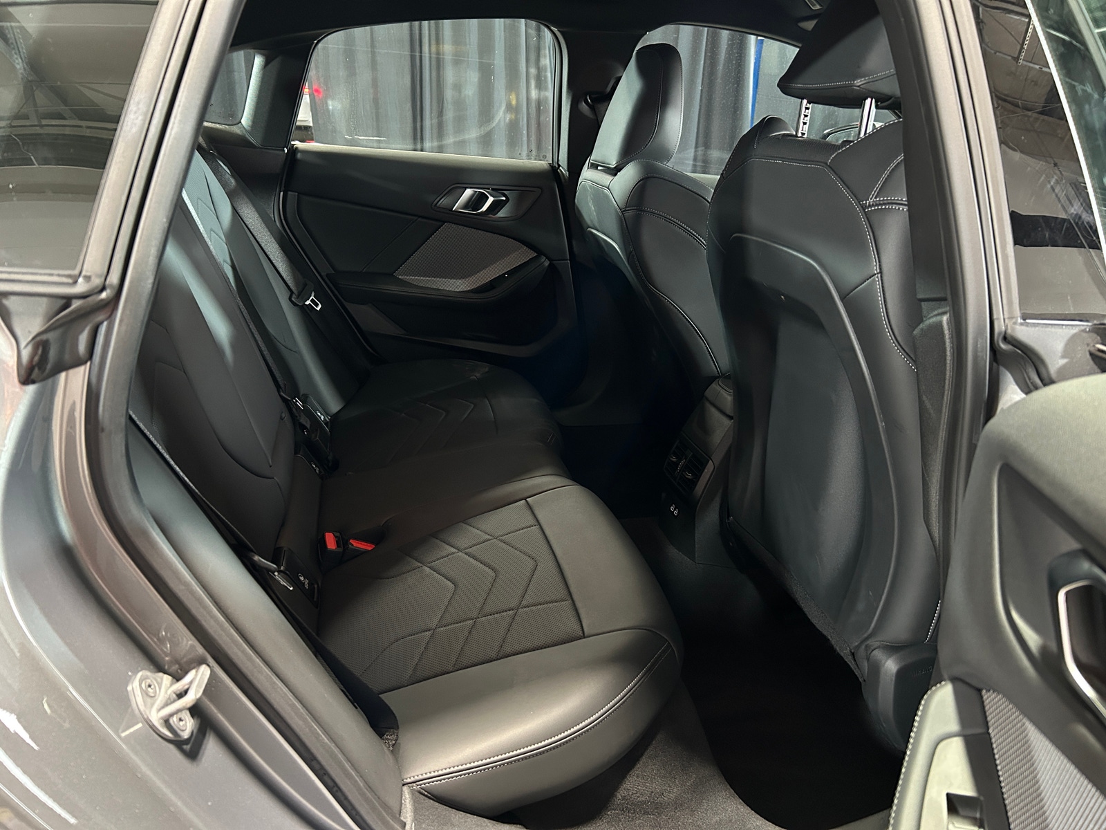 Thumbnail: 2025 BMW 2 Series - 5