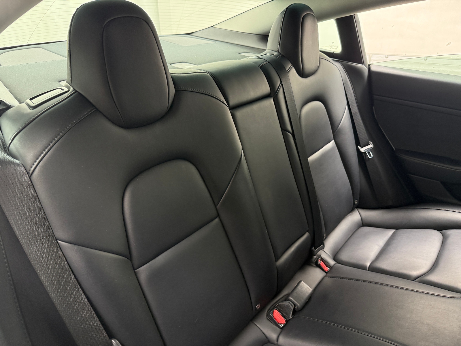 Thumbnail: 2022 Tesla Model 3 - 5