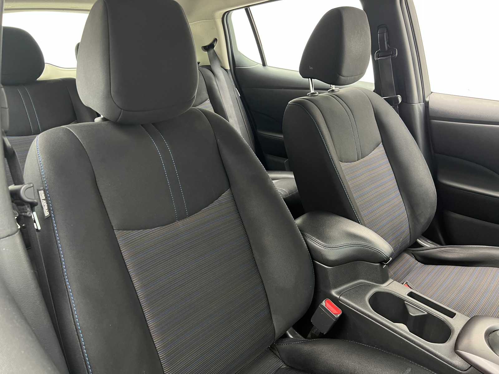 Thumbnail: 2023 Nissan Leaf - 2