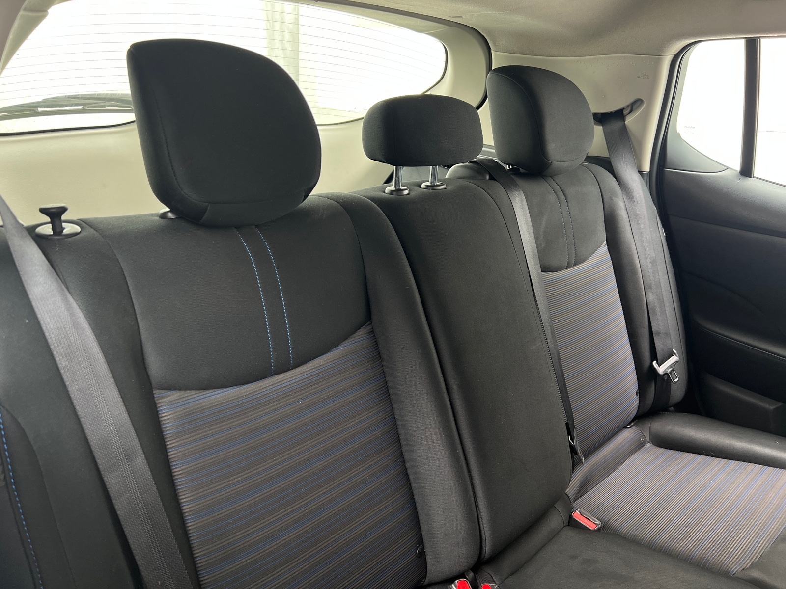 Thumbnail: 2023 Nissan Leaf - 6