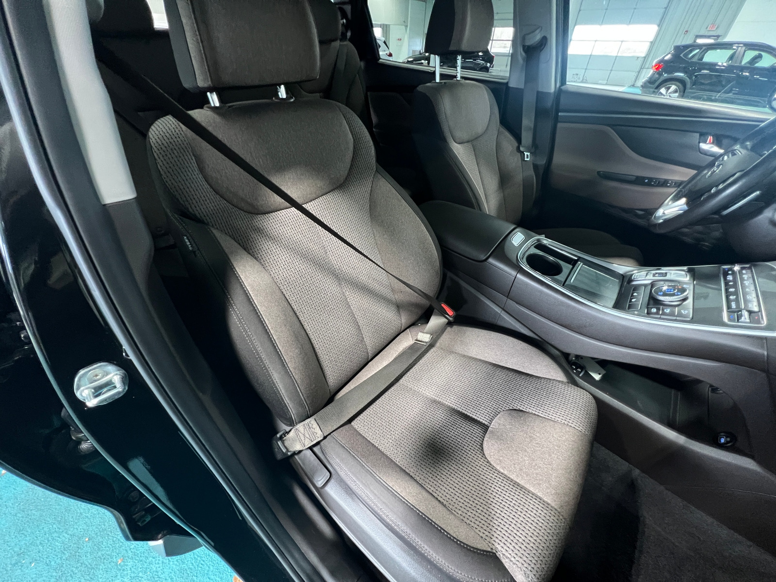 Thumbnail: 2022 Hyundai Santa Fe - 2