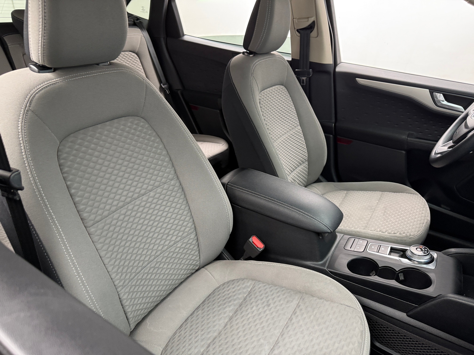 Thumbnail: 2020 Ford Escape - 2