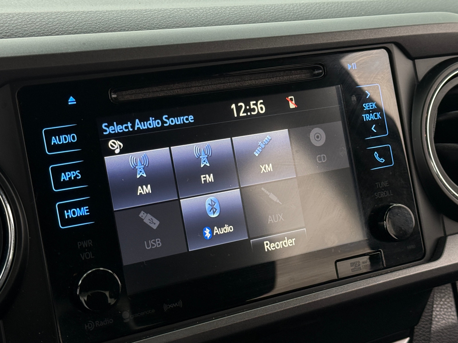 Thumbnail: 2019 Toyota Tacoma - 4