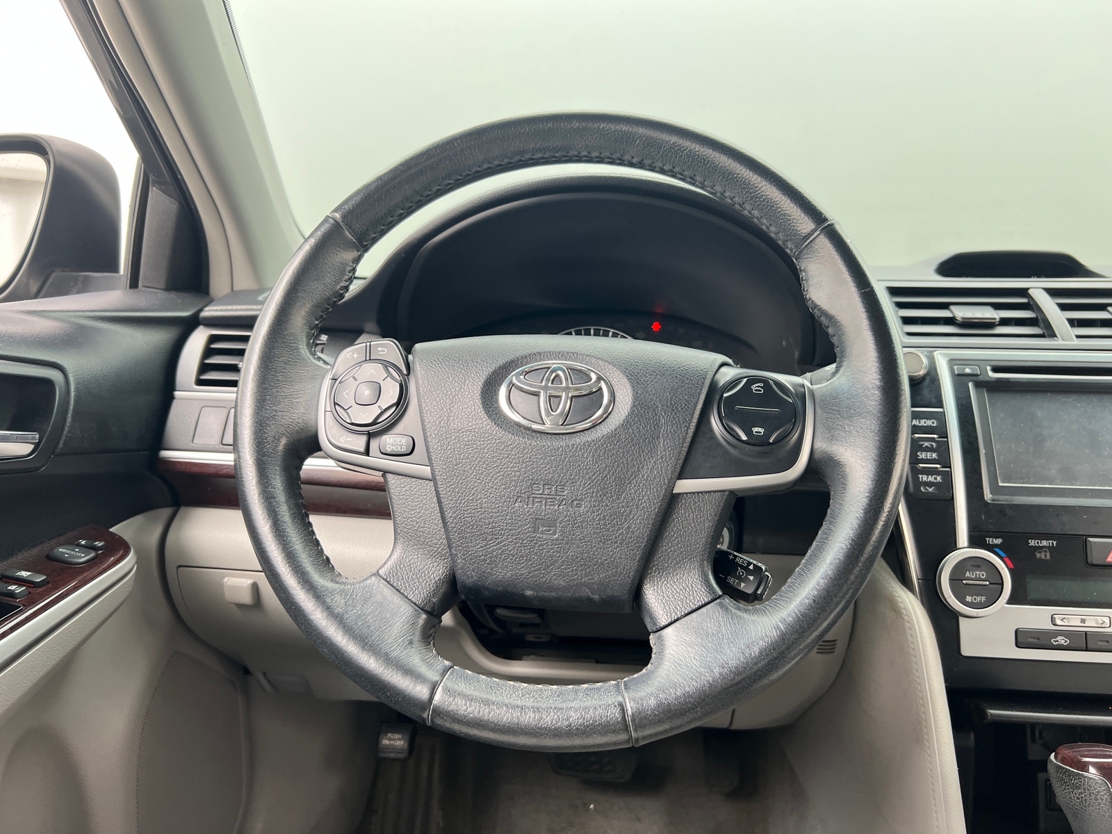 Thumbnail: 2014 Toyota Camry - 5