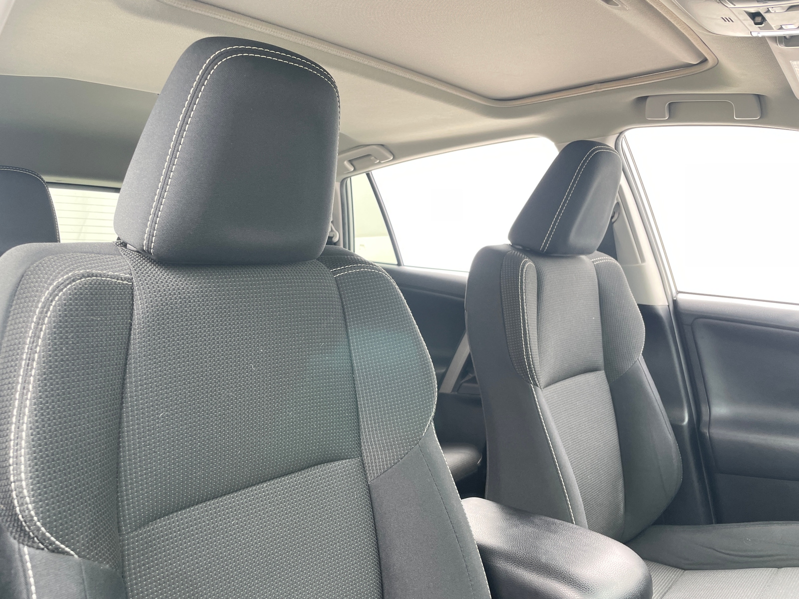 Thumbnail: 2017 Toyota RAV4 - 2