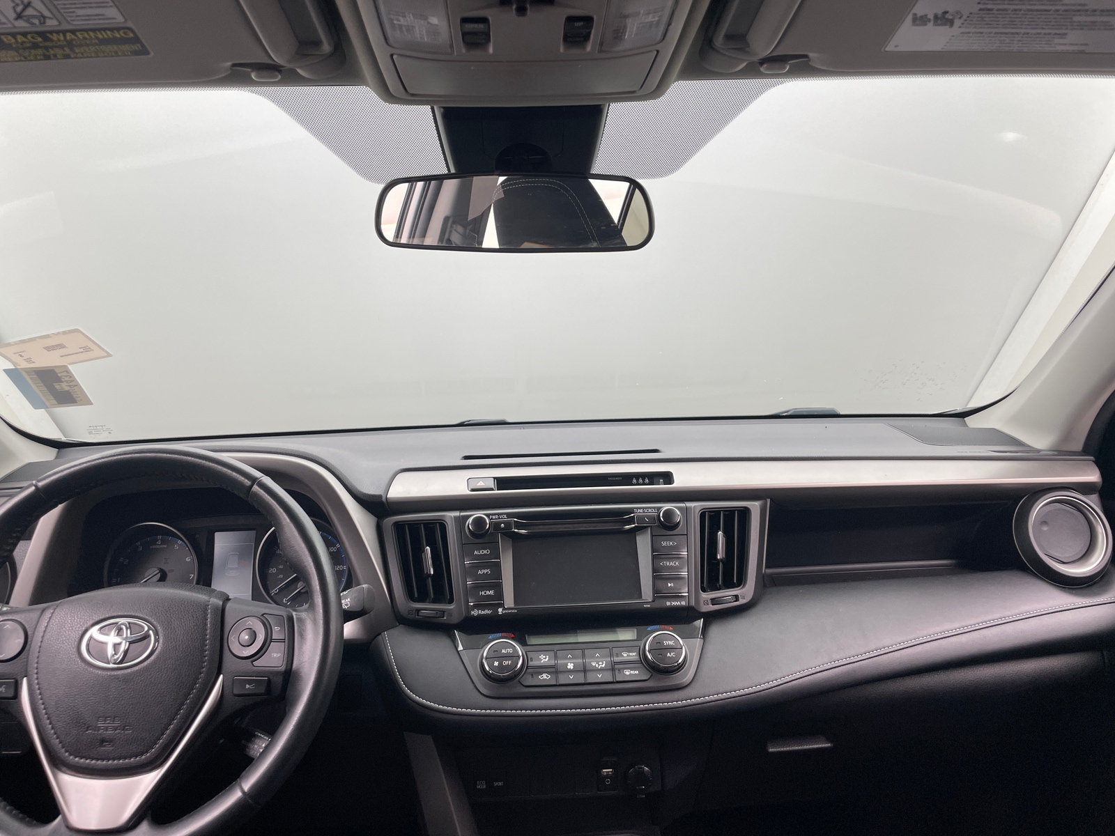 Thumbnail: 2017 Toyota RAV4 - 3