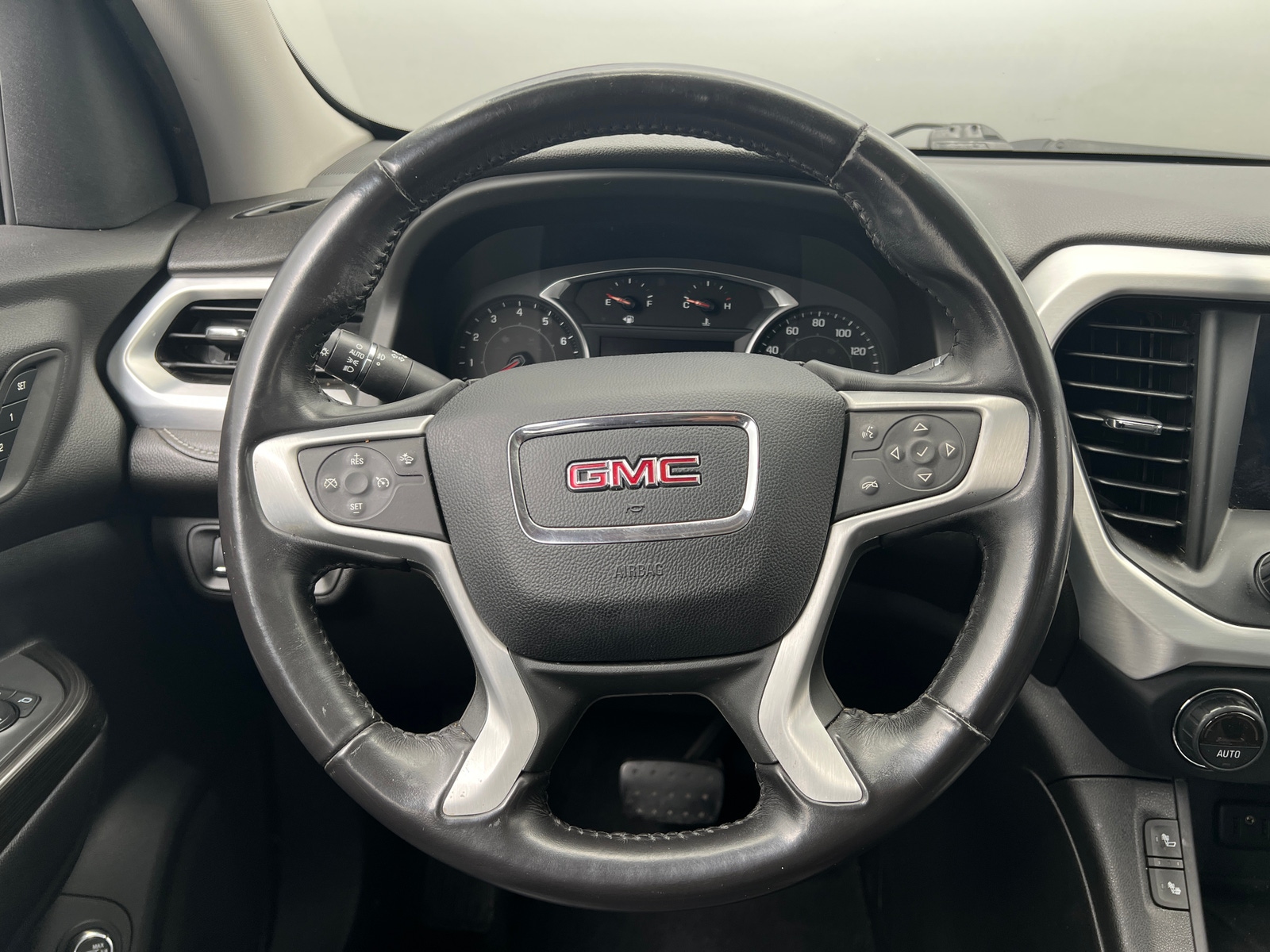Thumbnail: 2019 GMC Acadia - 4