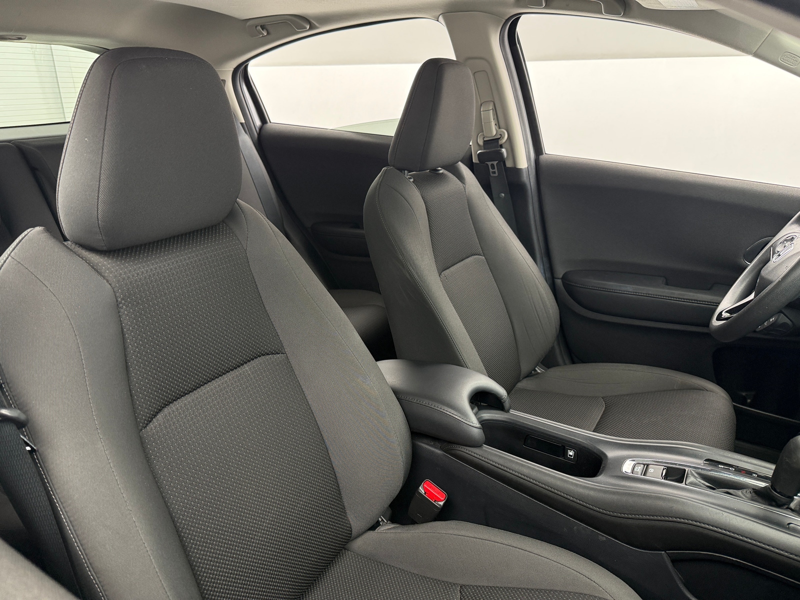 Thumbnail: 2022 Honda HR-V - 2