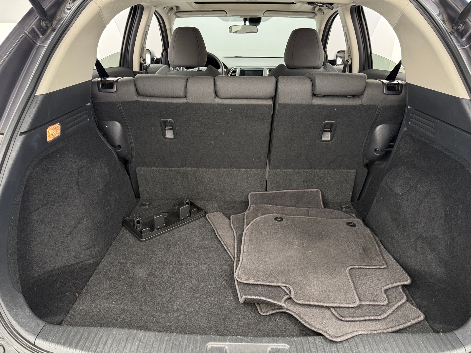 Thumbnail: 2022 Honda HR-V - 7