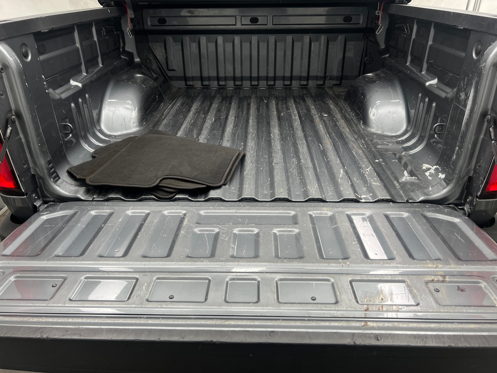 Thumbnail: 2019 Chevrolet Colorado - 7