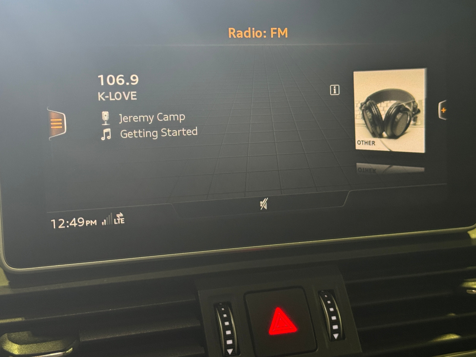 Thumbnail: 2018 Audi SQ5 - 3