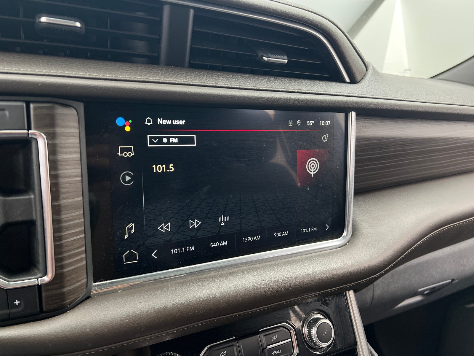 Thumbnail: 2022 GMC Yukon XL - 3