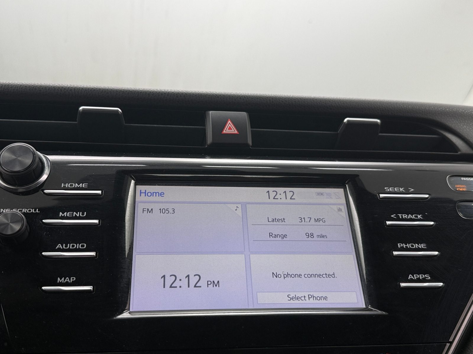 Thumbnail: 2019 Toyota Camry - 4