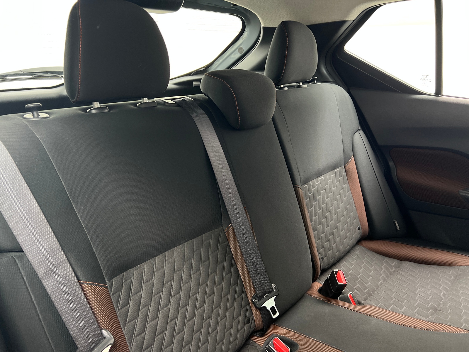 Thumbnail: 2021 Nissan Kicks - 6