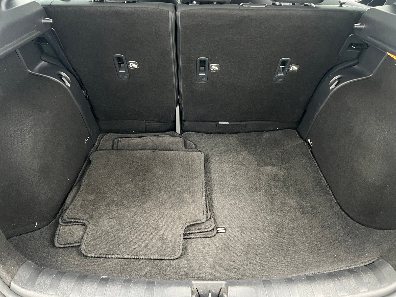 Thumbnail: 2021 Nissan Kicks - 7