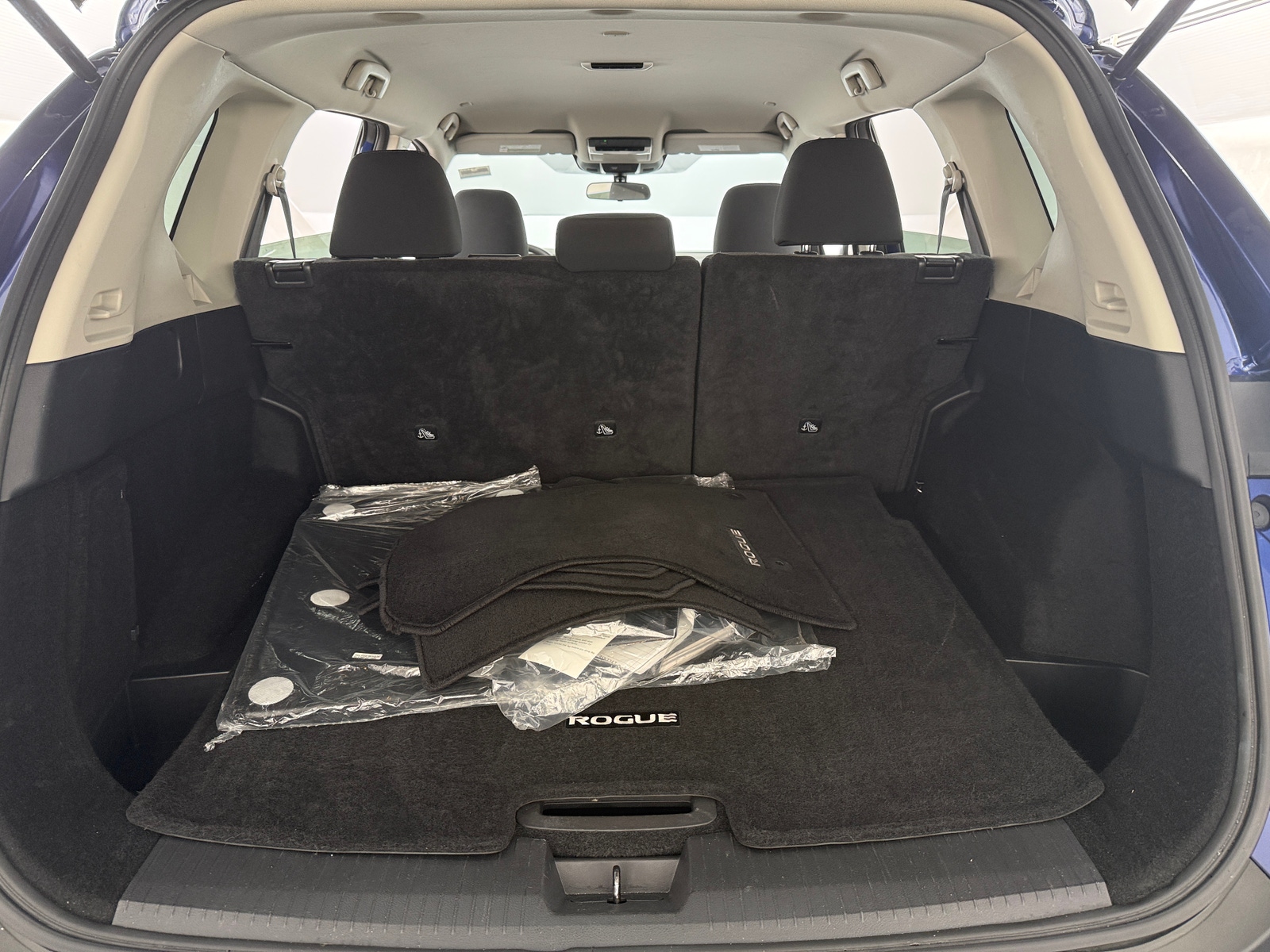 Thumbnail: 2023 Nissan Rogue - 7