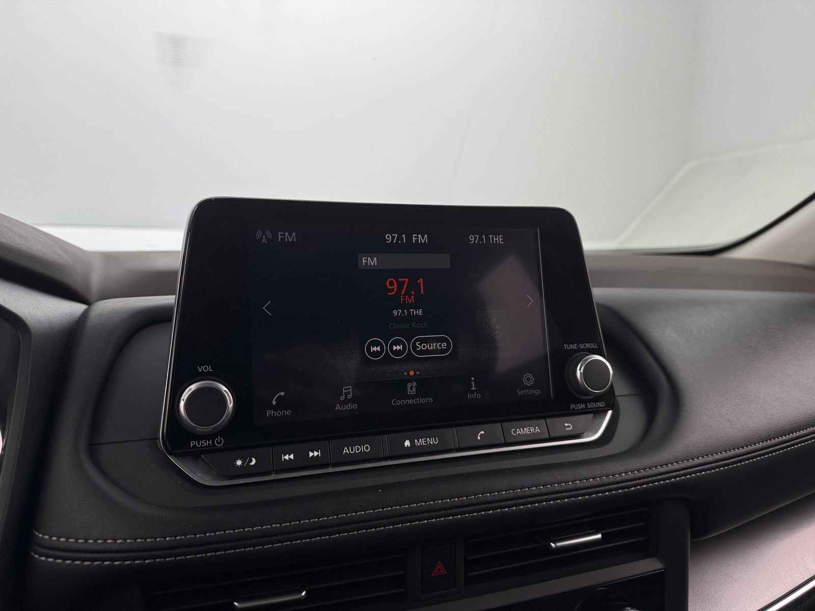 Thumbnail: 2023 Nissan Rogue - 4