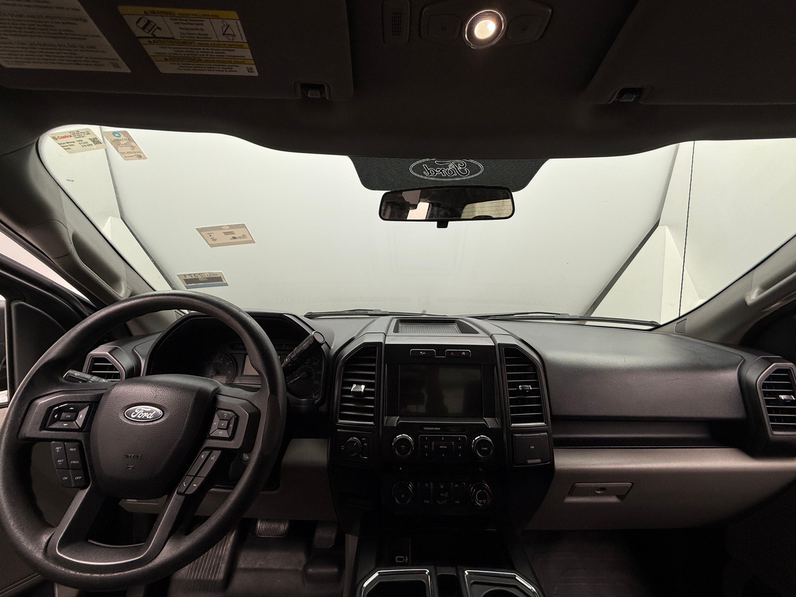 Thumbnail: 2017 Ford Econoline - 3