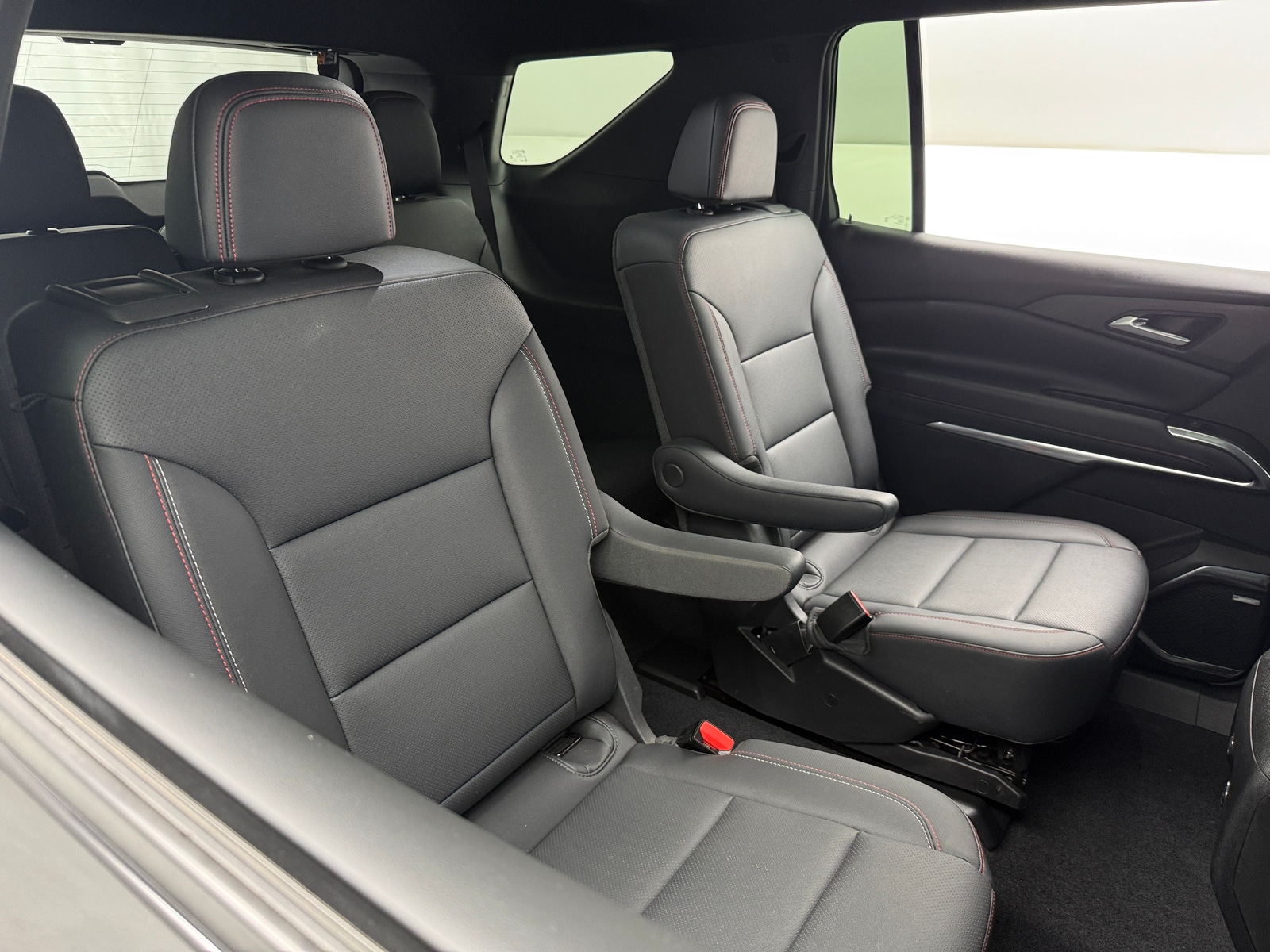 Thumbnail: 2024 Chevrolet Traverse - 6