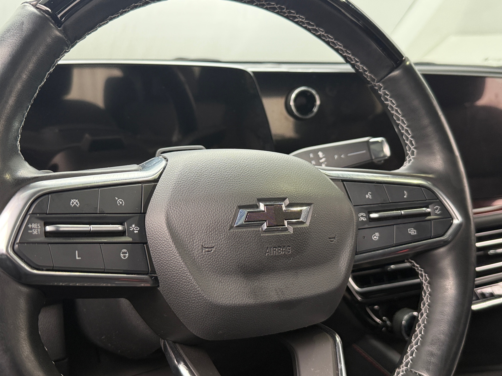 Thumbnail: 2024 Chevrolet Traverse - 5