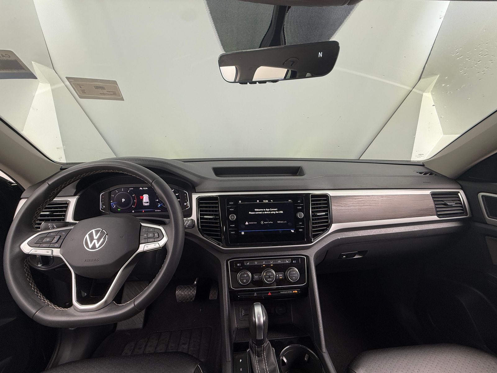 Thumbnail: 2023 Volkswagen Atlas - 2