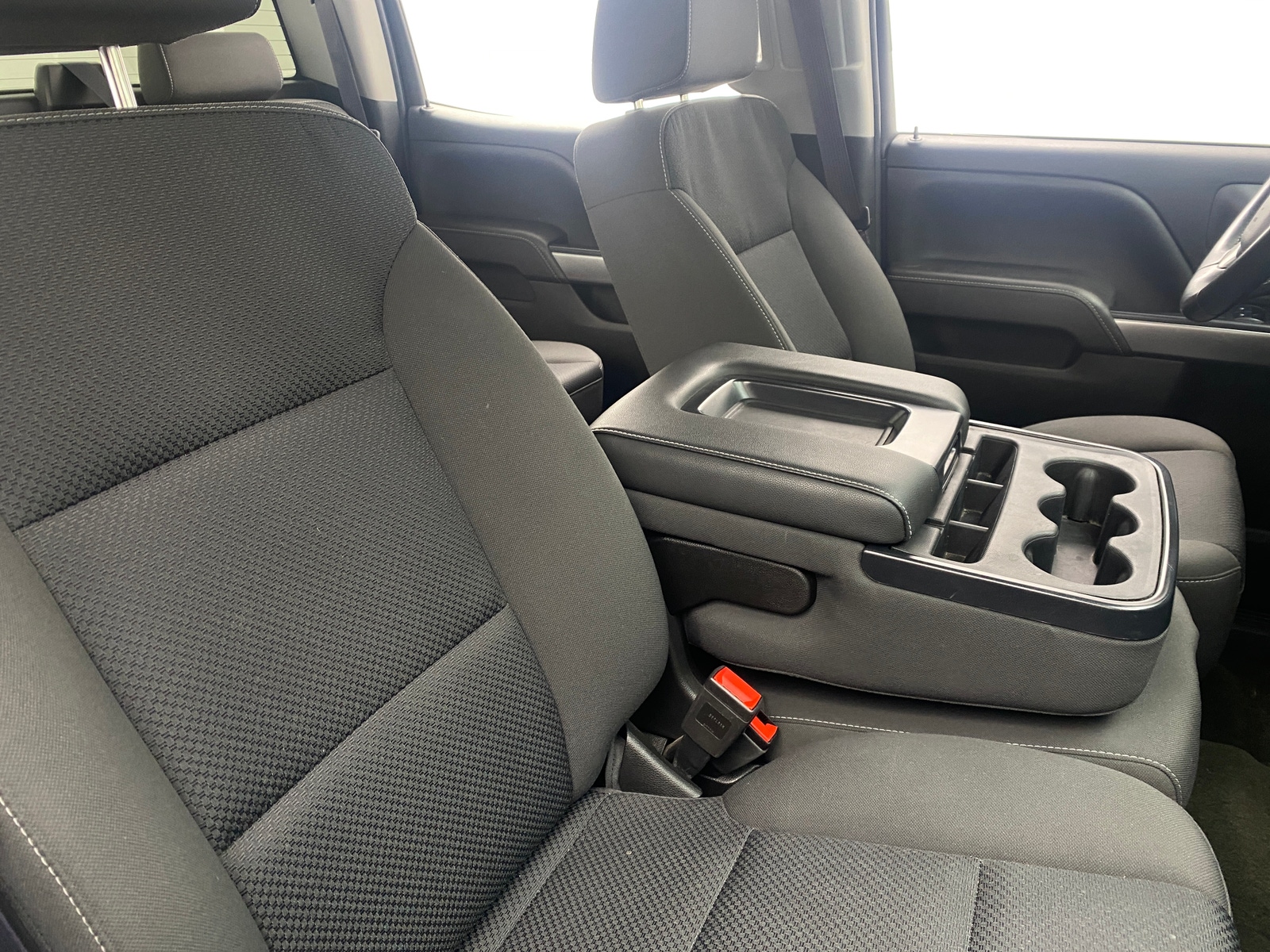 Thumbnail: 2017 Chevrolet Silverado 1500 - 2